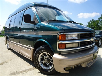 2000 Chevrolet Express   - Photo 10 - Cincinnati, OH 45255