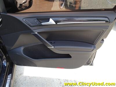 2015 Volkswagen Golf R 4Motion   - Photo 28 - Cincinnati, OH 45255