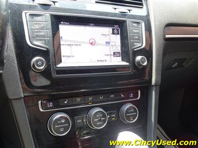 2015 Volkswagen Golf R 4Motion   - Photo 20 - Cincinnati, OH 45255