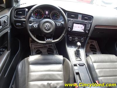 2015 Volkswagen Golf R 4Motion   - Photo 11 - Cincinnati, OH 45255