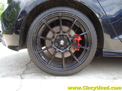 2015 Volkswagen Golf R 4Motion   - Photo 31 - Cincinnati, OH 45255