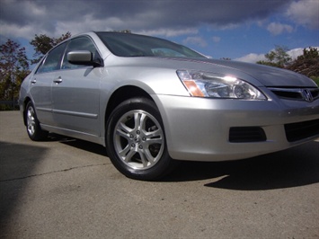 2006 Honda Accord SE   - Photo 10 - Cincinnati, OH 45255