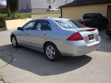 2006 Honda Accord SE   - Photo 4 - Cincinnati, OH 45255