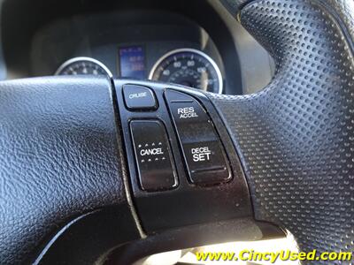 2011 Honda CR-V SE   - Photo 21 - Cincinnati, OH 45255