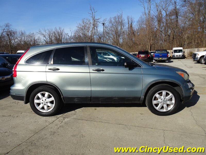 2011 Honda CR-V SE photo 5