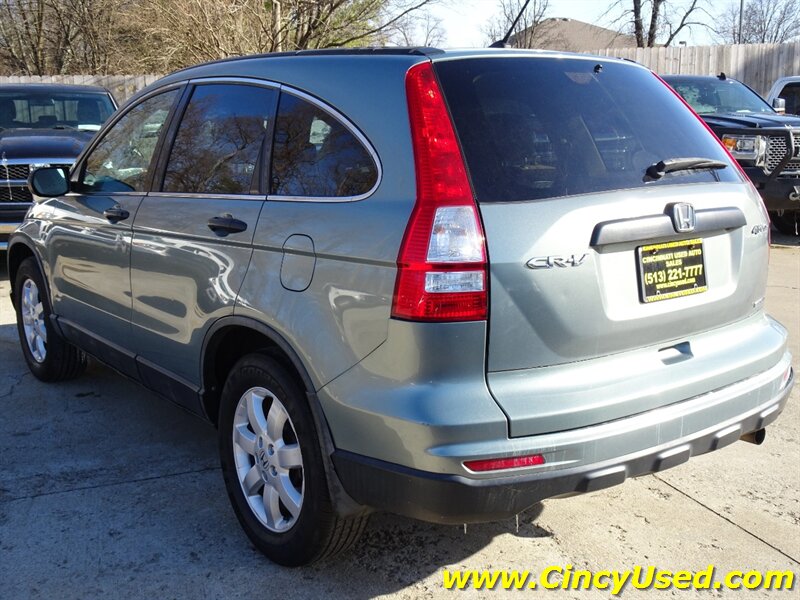 2011 Honda CR-V SE photo 8