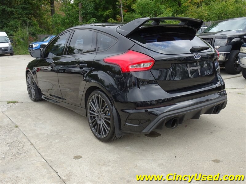 2017 Ford Focus RS - Photo 11 - Cincinnati, OH 45255