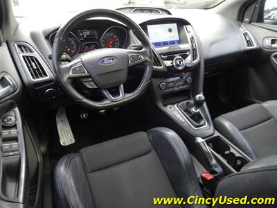 2017 Ford Focus RS - Photo 12 - Cincinnati, OH 45255