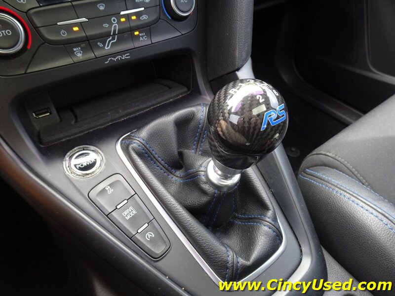 2017 Ford Focus RS - Photo 20 - Cincinnati, OH 45255