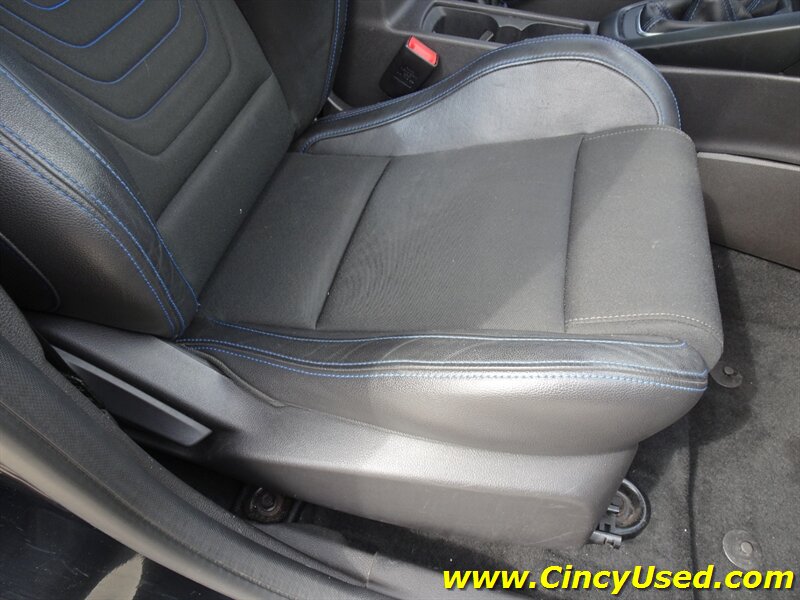 2017 Ford Focus RS - Photo 33 - Cincinnati, OH 45255