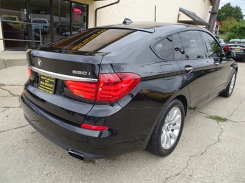 2010 BMW 5 Series 550i xDrive Gran Tur   - Photo 6 - Cincinnati, OH 45255