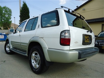 1999 INFINITI QX4   - Photo 12 - Cincinnati, OH 45255