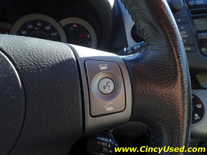 2008 Toyota RAV4 Limited - Photo 23 - Cincinnati, OH 45255