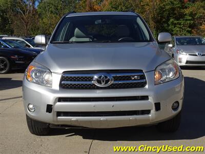 2008 Toyota RAV4 Limited - Photo 2 - Cincinnati, OH 45255