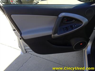 2008 Toyota RAV4 Limited - Photo 27 - Cincinnati, OH 45255