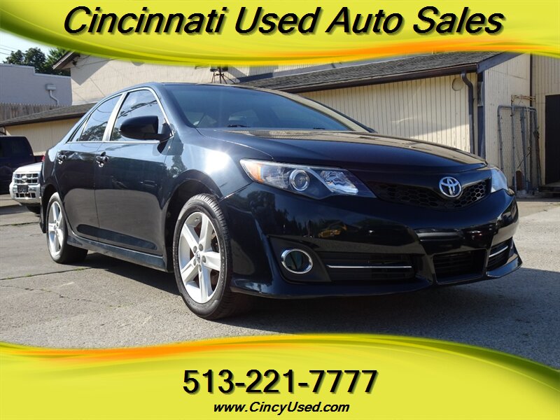 2014 Toyota Camry SE - Photo 1 - Cincinnati, OH 45255