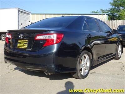 2014 Toyota Camry SE   - Photo 6 - Cincinnati, OH 45255