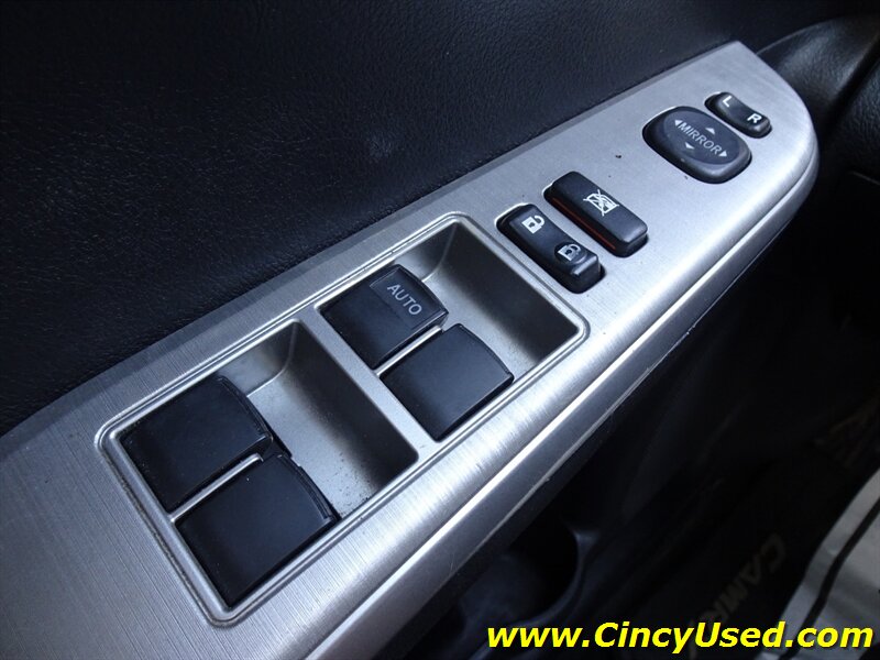 2014 Toyota Camry SE - Photo 21 - Cincinnati, OH 45255