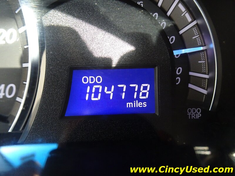 2014 Toyota Camry SE - Photo 20 - Cincinnati, OH 45255