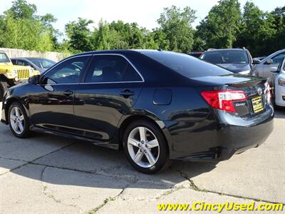 2014 Toyota Camry SE   - Photo 8 - Cincinnati, OH 45255