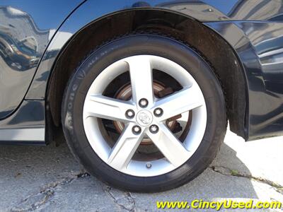 2014 Toyota Camry SE   - Photo 27 - Cincinnati, OH 45255