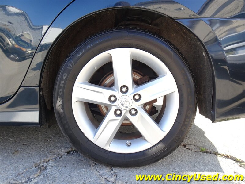 2014 Toyota Camry SE - Photo 27 - Cincinnati, OH 45255
