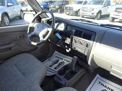 2002 Toyota Tacoma   - Photo 10 - Cincinnati, OH 45255