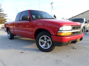 2002 Chevrolet S-10 LS   - Photo 10 - Cincinnati, OH 45255