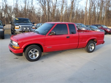 2002 Chevrolet S-10 LS   - Photo 3 - Cincinnati, OH 45255