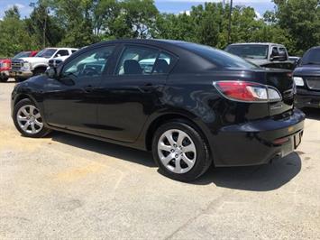 2013 Mazda Mazda3 i SV   - Photo 12 - Cincinnati, OH 45255