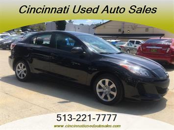 2013 Mazda Mazda3 i SV   - Photo 1 - Cincinnati, OH 45255