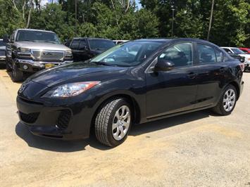 2013 Mazda Mazda3 i SV   - Photo 11 - Cincinnati, OH 45255