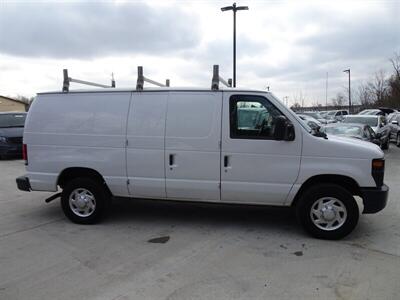 2014 Ford E-Series Cargo E-250   - Photo 6 - Cincinnati, OH 45255