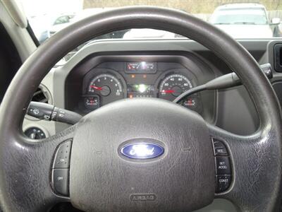 2014 Ford E-Series Cargo E-250   - Photo 30 - Cincinnati, OH 45255