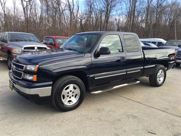 2007 Chevrolet Silverado 1500 Classic LT1   - Photo 3 - Cincinnati, OH 45255