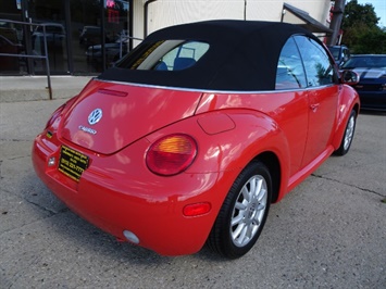 2004 Volkswagen New Beetle GLS   - Photo 6 - Cincinnati, OH 45255