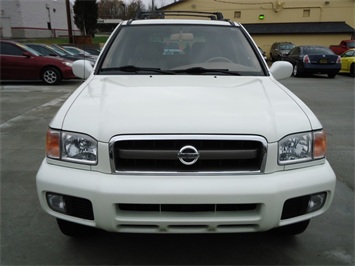 2003 Nissan Pathfinder SE   - Photo 2 - Cincinnati, OH 45255