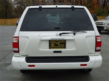 2003 Nissan Pathfinder SE   - Photo 5 - Cincinnati, OH 45255