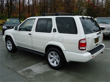 2003 Nissan Pathfinder SE   - Photo 4 - Cincinnati, OH 45255