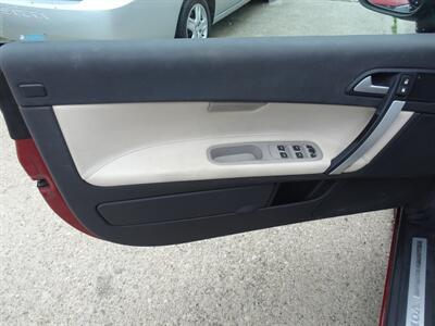2011 Volvo C70 T5  2.5L I5 Turbo FWD - Photo 17 - Cincinnati, OH 45255