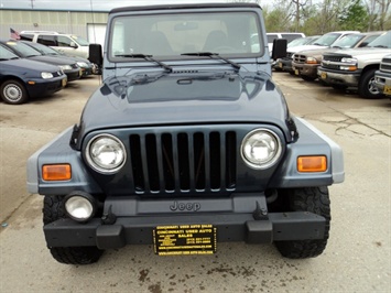 2002 Jeep Wrangler Sport   - Photo 2 - Cincinnati, OH 45255