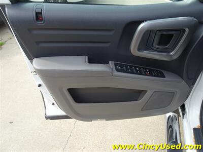 2014 Honda Ridgeline RTL   - Photo 32 - Cincinnati, OH 45255
