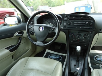 2004 Saab 9-3   - Photo 7 - Cincinnati, OH 45255