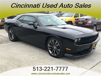 2014 Dodge Challenger SRT8   - Photo 1 - Cincinnati, OH 45255