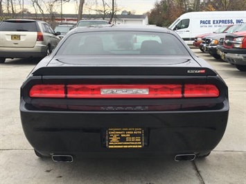 2014 Dodge Challenger SRT8   - Photo 5 - Cincinnati, OH 45255