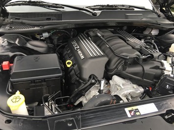 2014 Dodge Challenger SRT8   - Photo 29 - Cincinnati, OH 45255