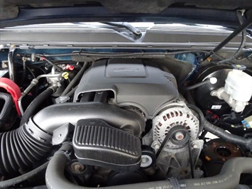 2008 Chevrolet Avalanche LT   - Photo 28 - Cincinnati, OH 45255