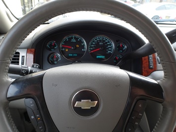 2008 Chevrolet Avalanche LT   - Photo 15 - Cincinnati, OH 45255