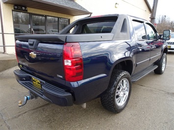 2008 Chevrolet Avalanche LT   - Photo 4 - Cincinnati, OH 45255