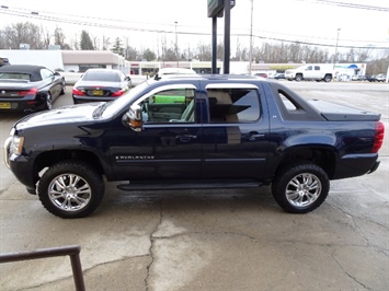 2008 Chevrolet Avalanche LT   - Photo 10 - Cincinnati, OH 45255